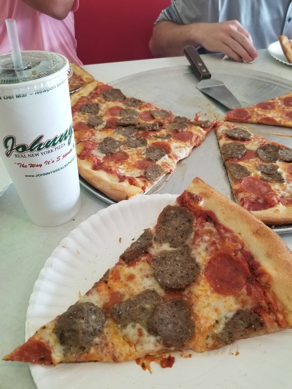 Johnnys Real New York Pizza | restaurant | 6721 Quail Hill Pkwy, Irvine, CA 92603, USA | 9498231900 OR +1 949-823-1900