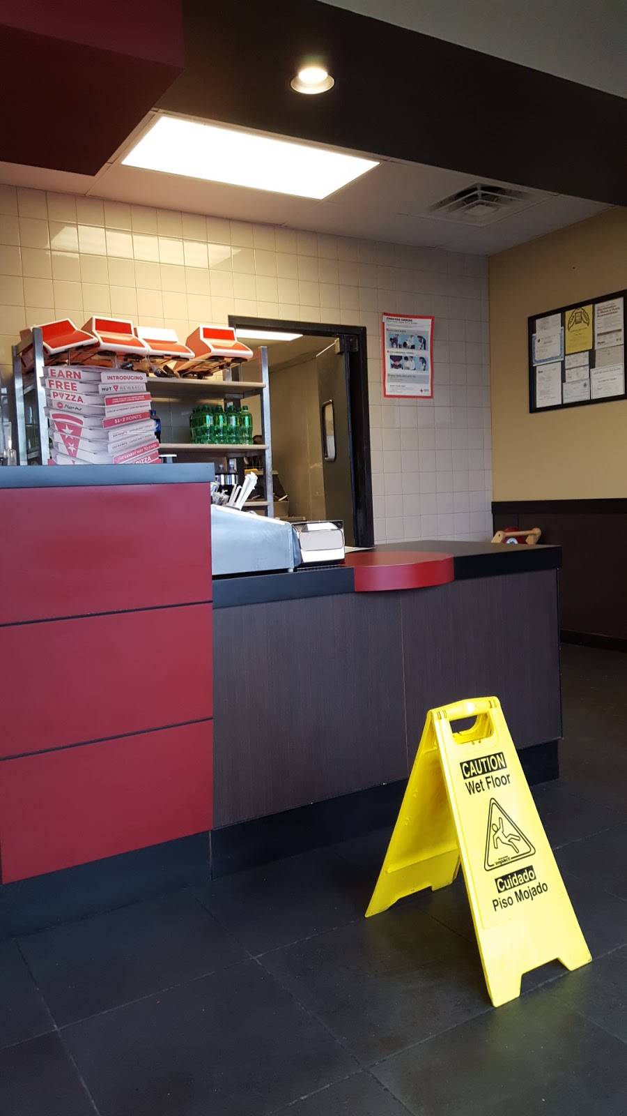 Pizza Hut | restaurant | 710 N Black Horse Pike, Mt Ephraim, NJ 08059, USA | 8562193323 OR +1 856-219-3323