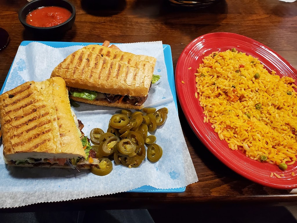 Peppers Mexican Grill & Cantina | restaurant | 510 W John Sims Pkwy Suite 105, Niceville, FL 32578, USA | 8503532625 OR +1 850-353-2625