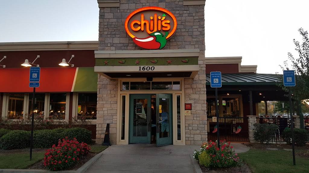 Chilis Grill & Bar | restaurant | 5080 Riverside Dr Suite 1600, Macon, GA 31210, USA | 4787570169 OR +1 478-757-0169