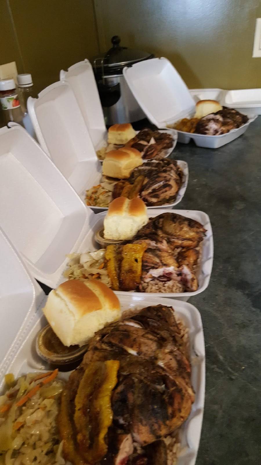 Petrenas Jamaican Grill LLC | restaurant | 247 Tar Heel Rd, Tar Heel, NC 28392, USA | 9108623088 OR +1 910-862-3088