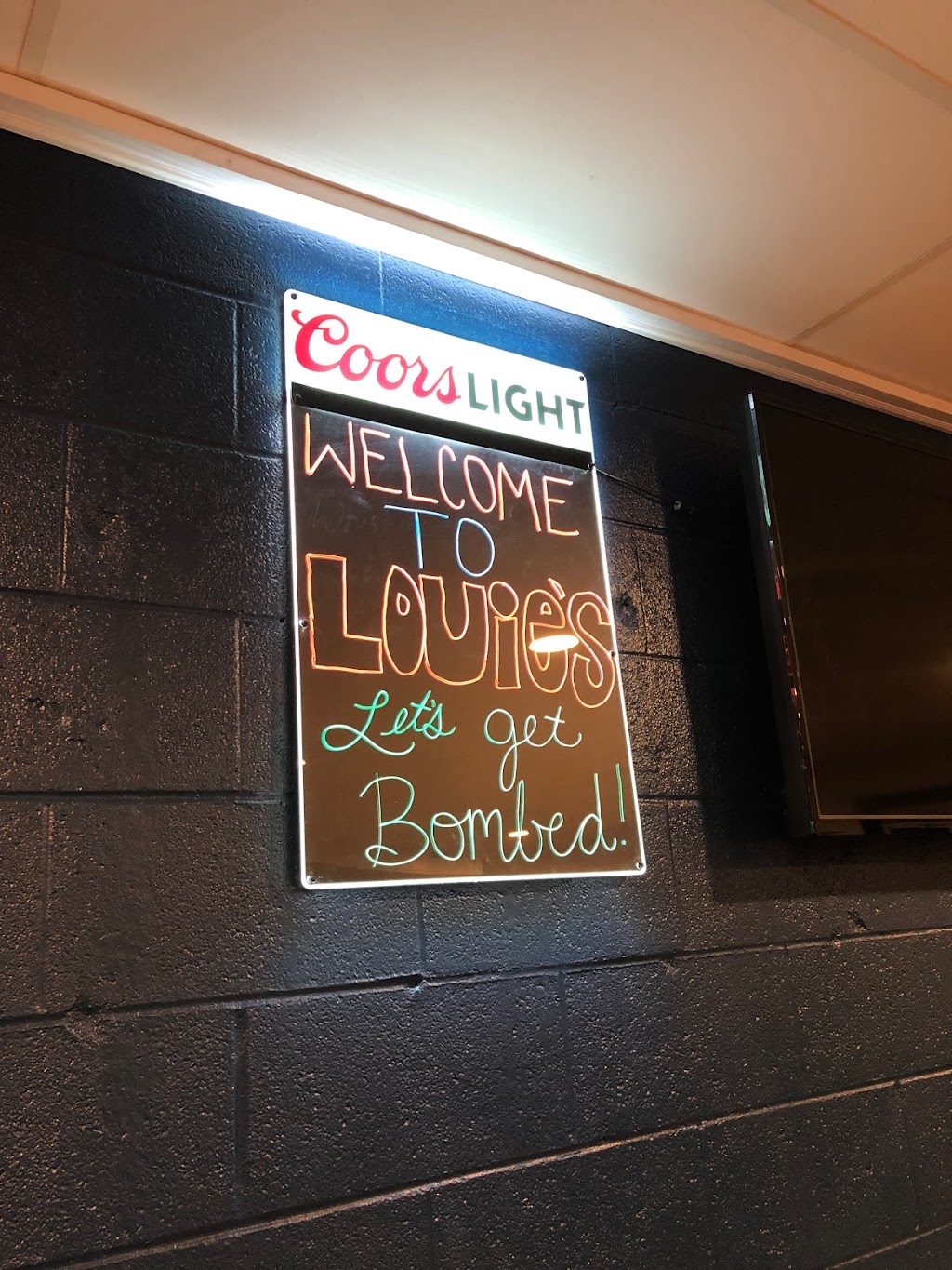 Louie’s Bar & Grill | restaurant | 917 S Pennsylvania Ave, Ness City, KS 67560, USA | 7857986612 OR +1 785-798-6612