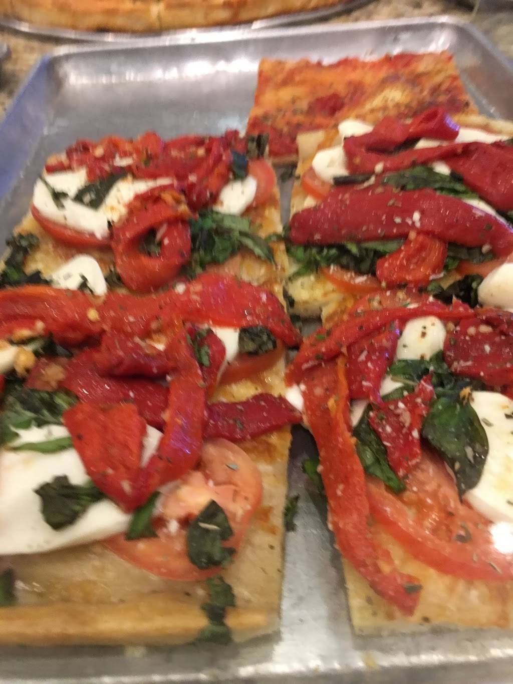 Roccos Pizza | restaurant | 429 NY-25A, St James, NY 11780, USA | 6318621600 OR +1 631-862-1600