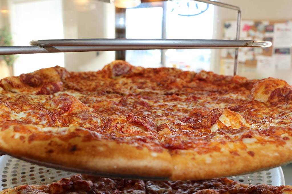 Tillson Pizza | meal takeaway | 67 Tillson Ave, Tillsonburg, ON N4G 3A2, Canada | 5196882289 OR +1 519-688-2289