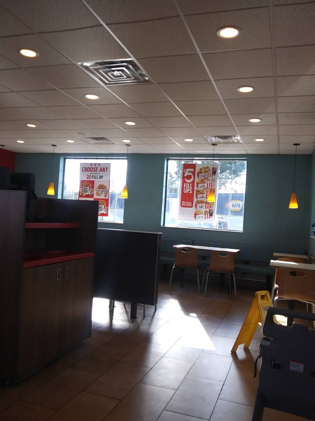 Long John Silvers | restaurant | 451 W North St, Kendallville, IN 46755, USA | 2603471160 OR +1 260-347-1160