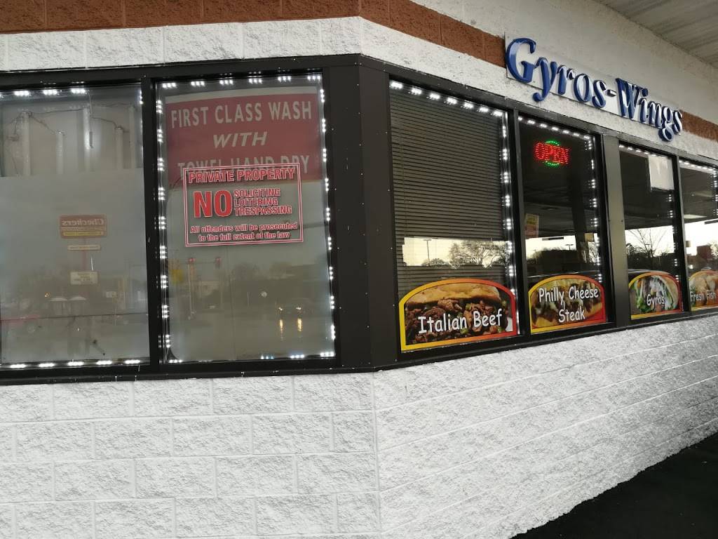 Stop N Go - Taste of Chicago | restaurant | 7609 W Capitol Dr, Milwaukee, WI 53222, USA | 4149882035 OR +1 414-988-2035