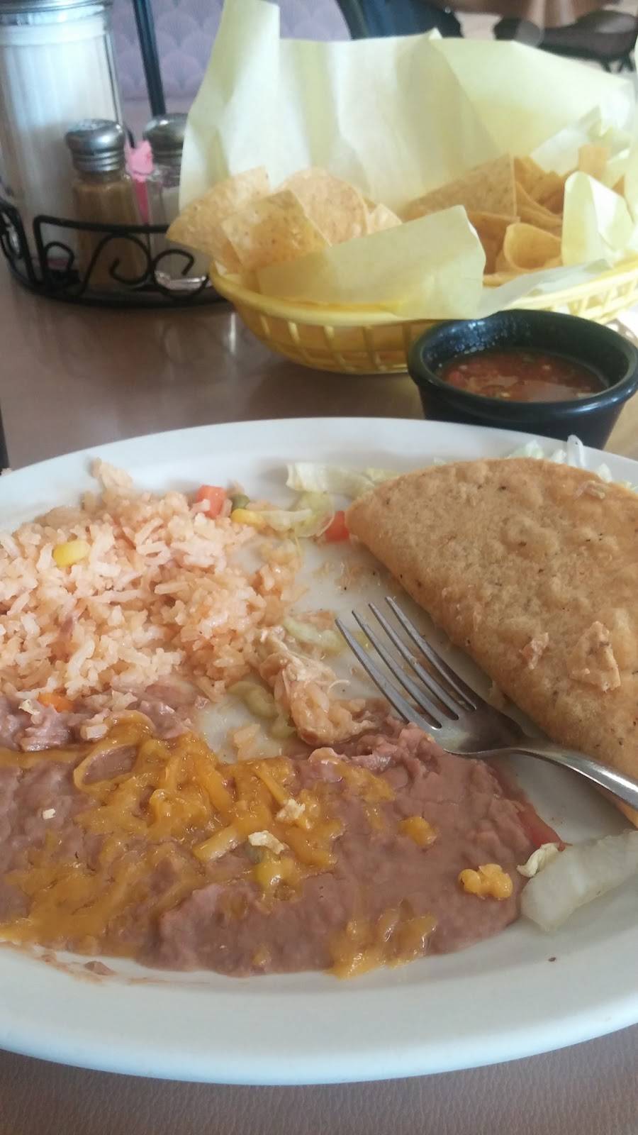 Las Mananitas | restaurant | 4444 W Illinois Ave #306, Dallas, TX 75211, USA | 2143397151 OR +1 214-339-7151