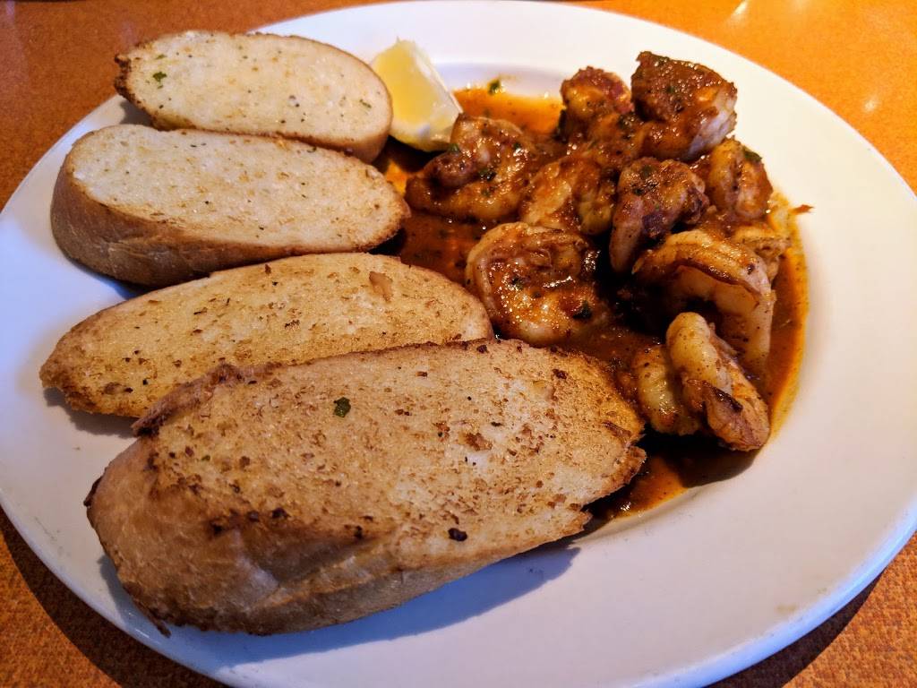 Lucilles Smokehouse Bar-B-Que | restaurant | 4050 W Chapman Ave, Orange, CA 92868, USA | 7146341227 OR +1 714-634-1227