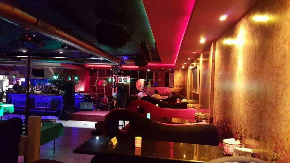 Select Ultra Lounge | restaurant | 2542 W Peterson Ave, Chicago, IL 60659, USA | 7737617500 OR +1 773-761-7500