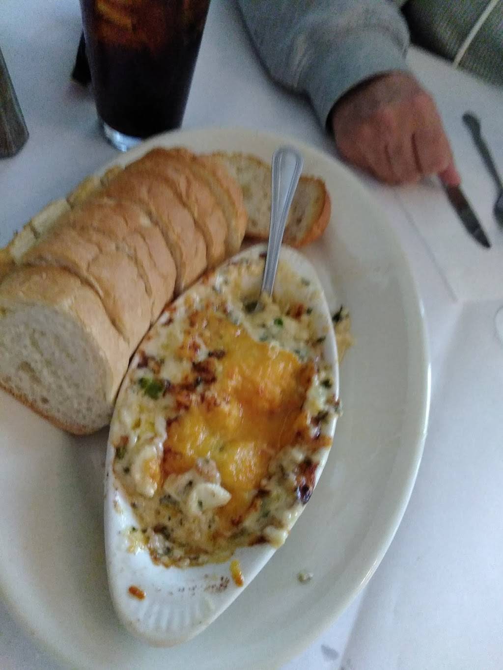 DJs Grille | restaurant | 21060 LA-20, Vacherie, LA 70090, USA | 2252657600 OR +1 225-265-7600