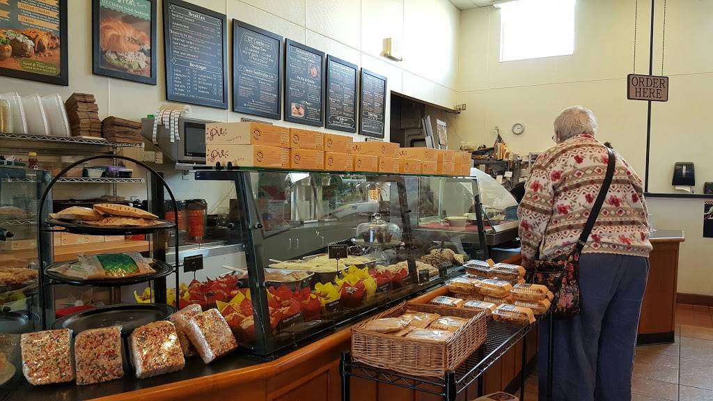 Grand Traverse Pie Company | restaurant | 75 N 3rd St, Terre Haute, IN 47807, USA | 8122351582 OR +1 812-235-1582