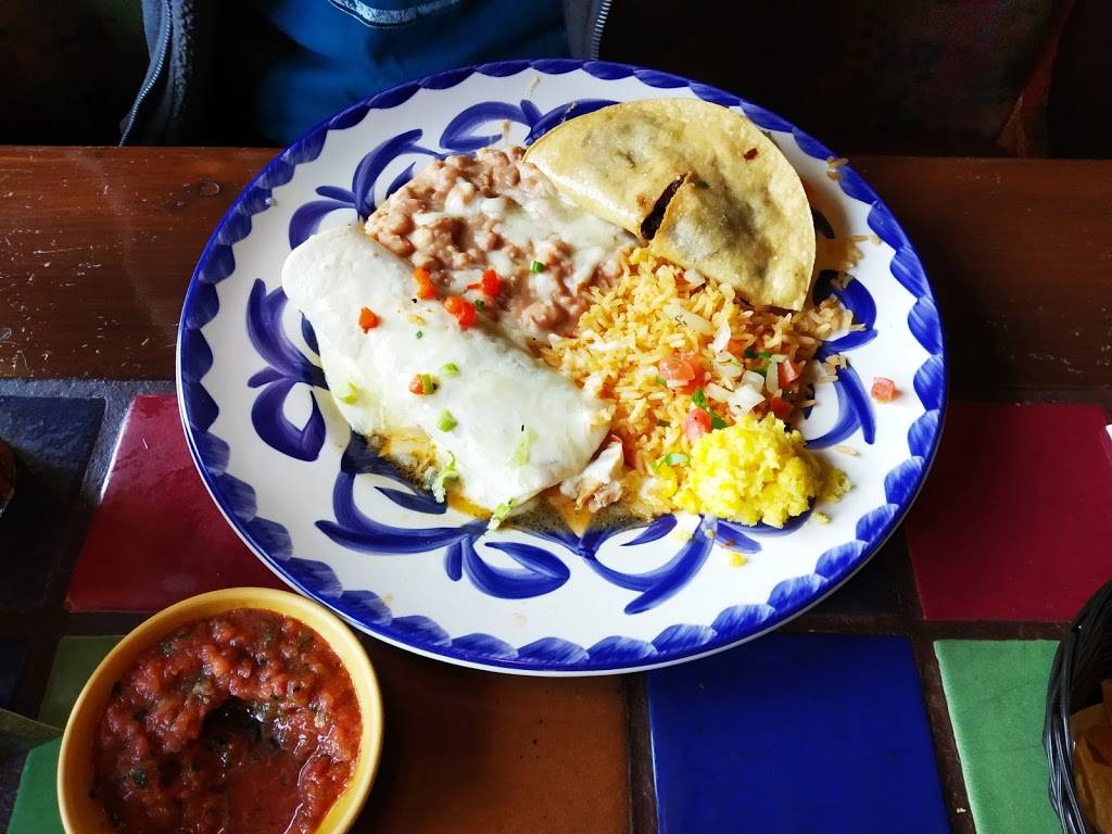 El Torito | restaurant | 18512 MacArthur Blvd, Irvine, CA 92612, USA | 9498338230 OR +1 949-833-8230