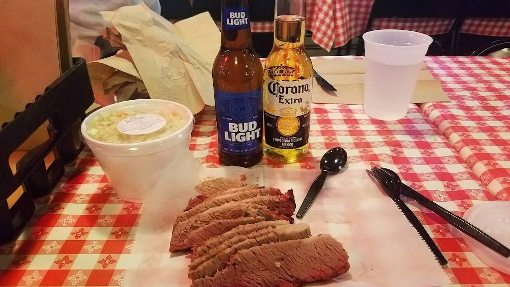 Rudys "Country Store" and Bar-B-Q | restaurant | 2473 W 28th St, Greeley, CO 80634, USA | 9705007000 OR +1 970-500-7000