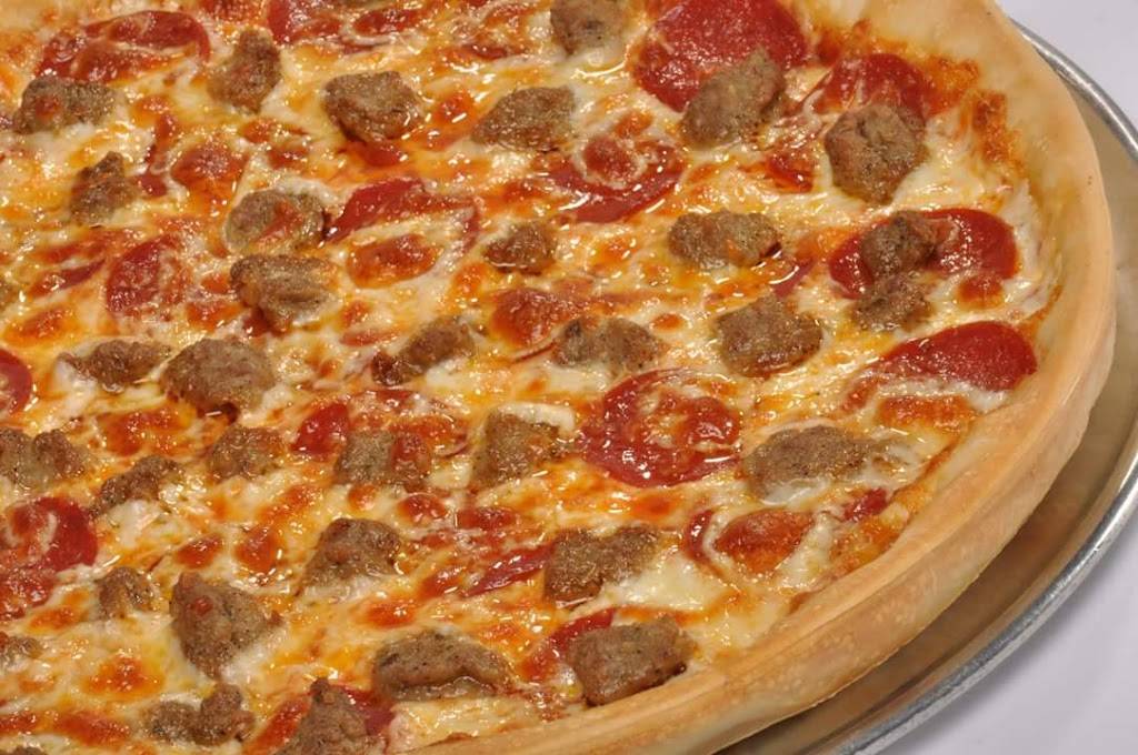 Pizza Shoppe | restaurant | 2229 N Belt Hwy, St Joseph, MO 64506, USA | 8162338484 OR +1 816-233-8484