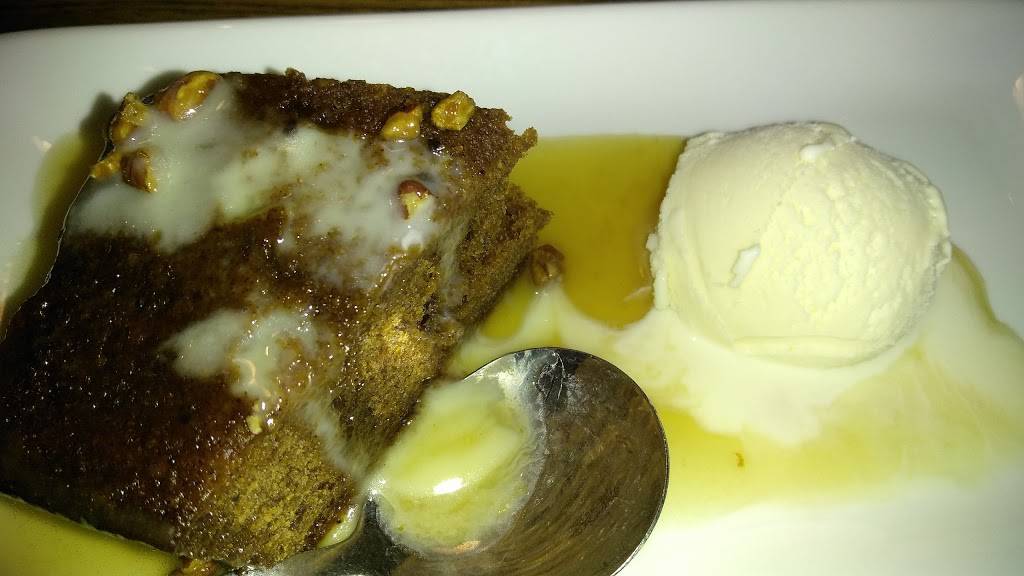 TGI Fridays | restaurant | 11705 W Hillsborough Ave, Tampa, FL 33635, USA | 8138916496 OR +1 813-891-6496