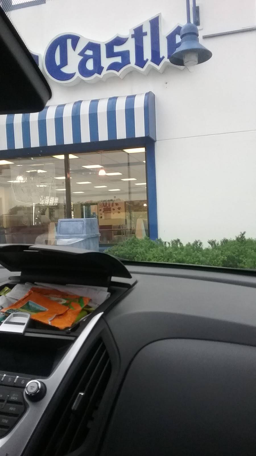 White Castle | restaurant | 10099 E Washington St, Indianapolis, IN 46229, USA | 3178971247 OR +1 317-897-1247