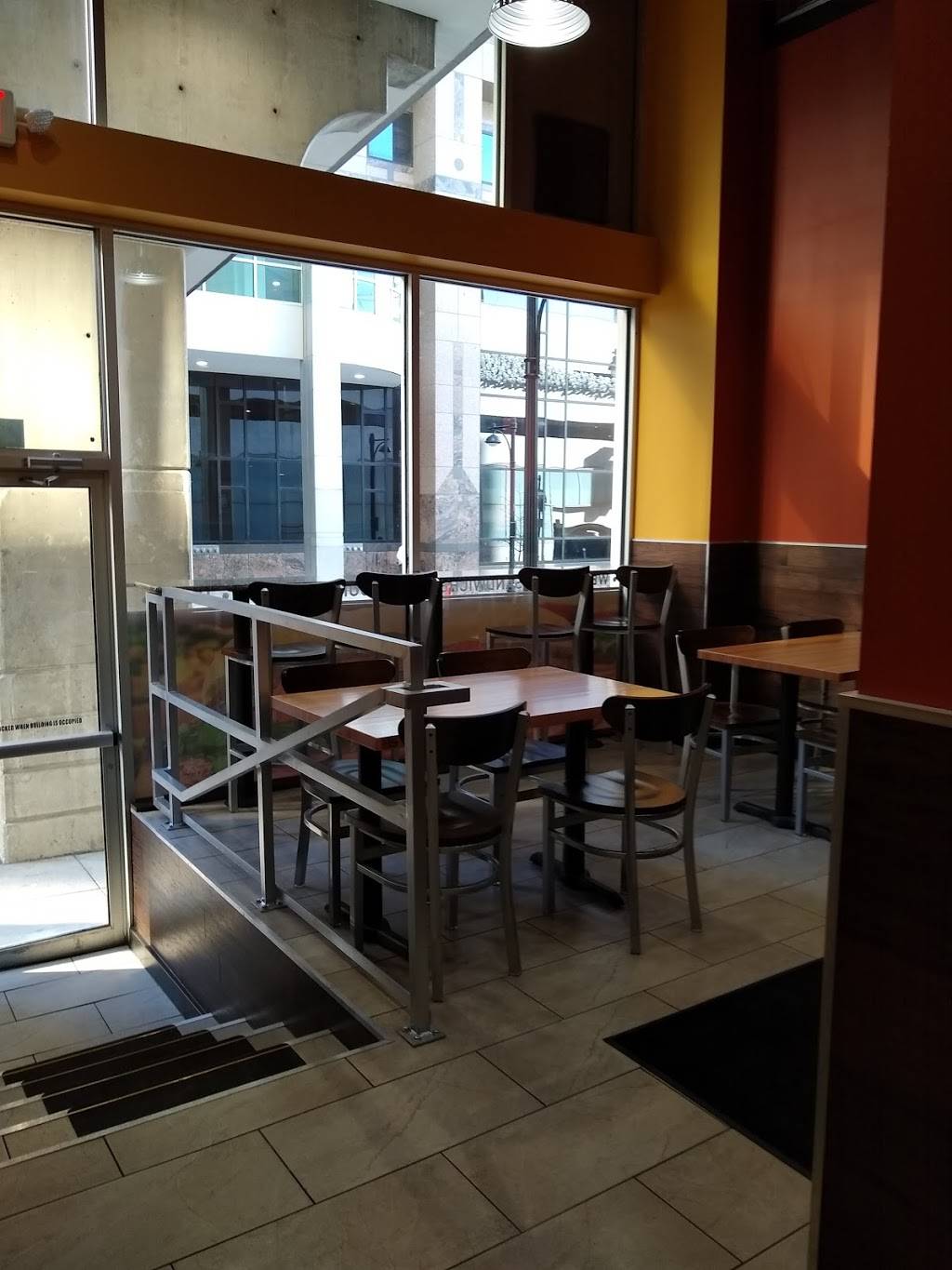 Picklemans Gourmet Cafe | restaurant | 25 E 12th St, Kansas City, MO 64106, USA | 8163212005 OR +1 816-321-2005