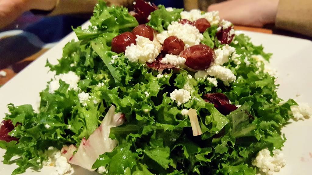 Tremont Taphouse | restaurant | 2572 Scranton Rd, Cleveland, OH 44113, USA | 2162984451 OR +1 216-298-4451