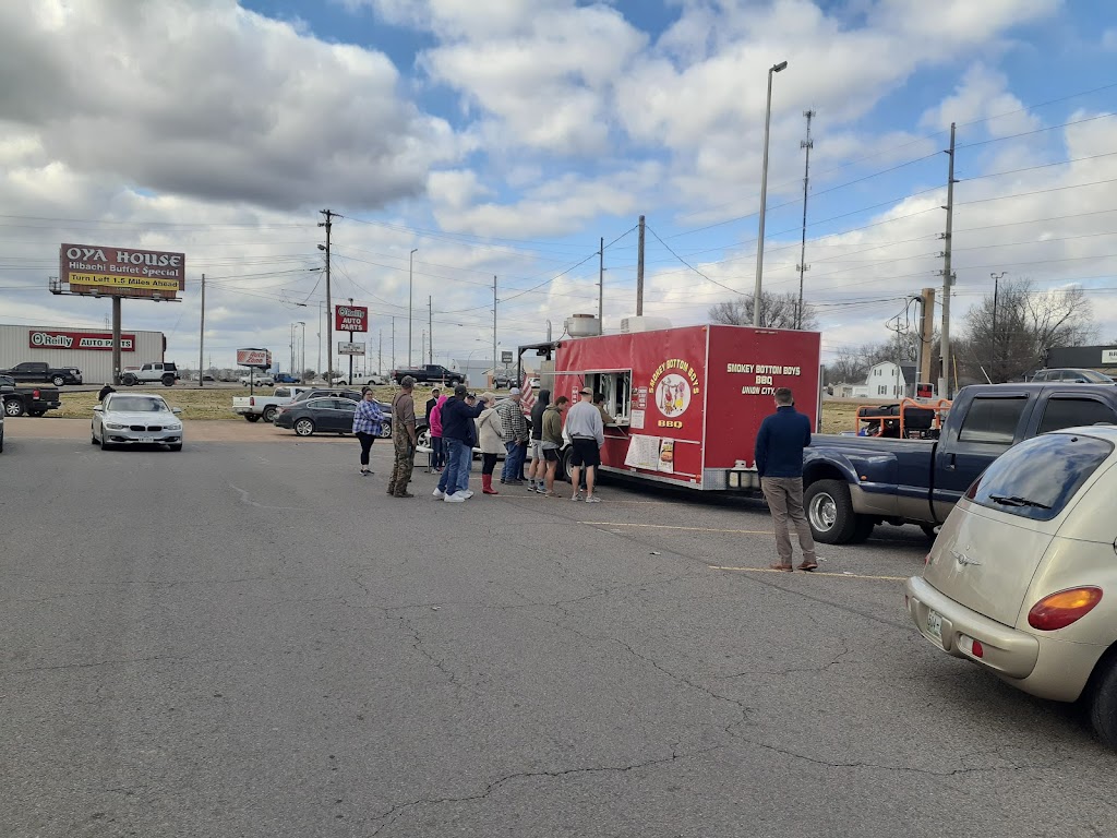 Smokey Bottom Boys BBQ | restaurant | 1403 S 1st St, Union City, TN 38261, USA | 7312231623 OR +1 731-223-1623