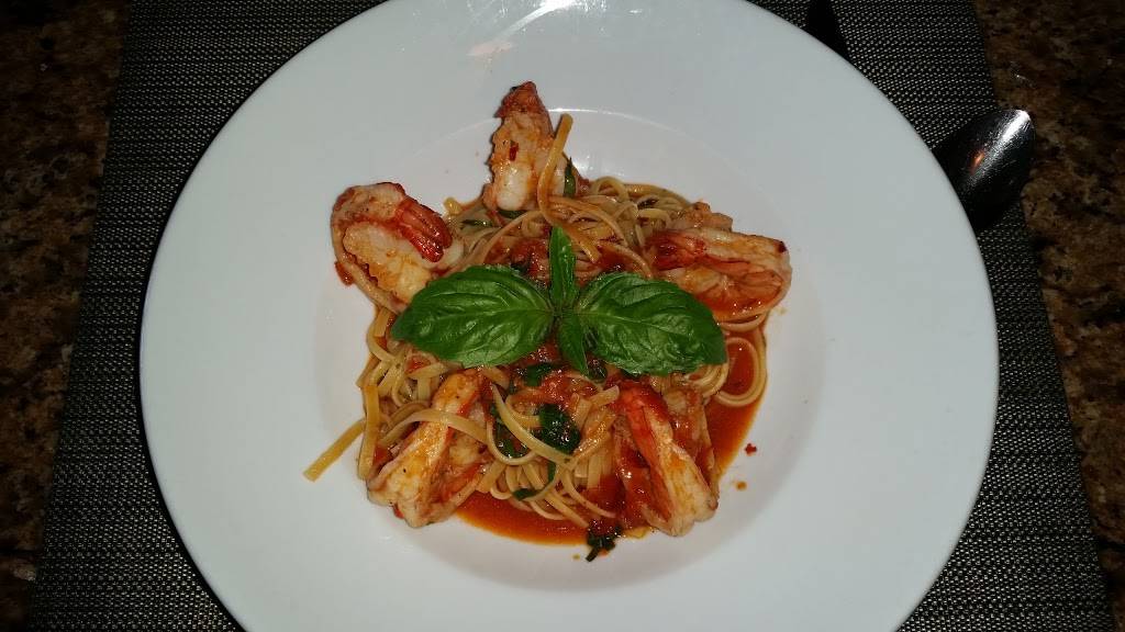 Luigis | restaurant | 400 S Oyster Bay Rd B, Hicksville, NY 11801, USA | 5169327450 OR +1 516-932-7450