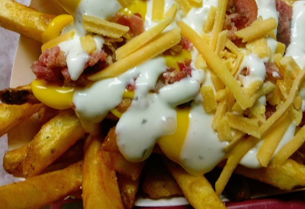 Wize Guyz Grille | restaurant | 68 Big Cove Rd #8, Cherokee, NC 28719, USA | 8284972838 OR +1 828-497-2838