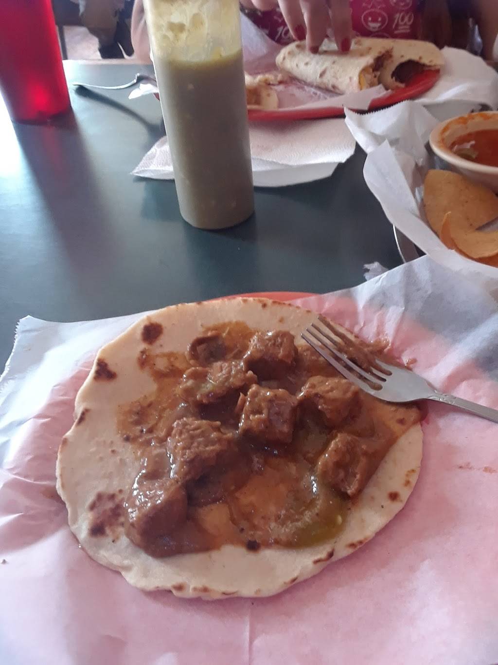 Reynas Cafe | restaurant | 227 Aransas Ave, San Antonio, TX 78210, USA | 2104441028 OR +1 210-444-1028