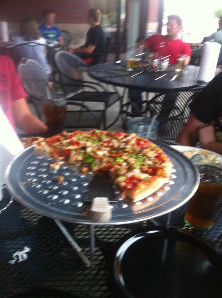 Woodys Pizza | restaurant | 3402 Cainlo Dr #500, Clarksville, TN 37042, USA | 9316472277 OR +1 931-647-2277