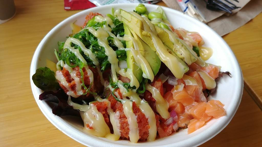 Tail & Fin | restaurant | 1910 Village Center Cir #9, Las Vegas, NV 89134, USA | 7027901810 OR +1 702-790-1810