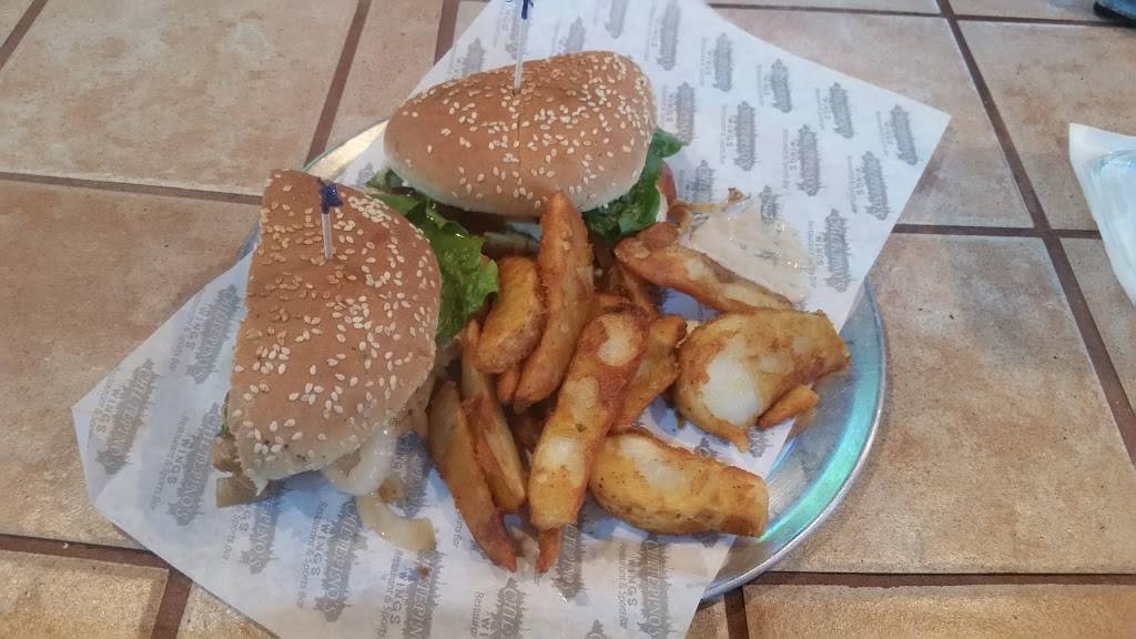 Chiltepinos Wings Rosarito Mall | restaurant | Carretera Tijuana - Ensenada 300, Rosarito Mall, Parcelas, 22000 Rosarito, B.C., Mexico | 016616139372 OR +52 661 613 9372