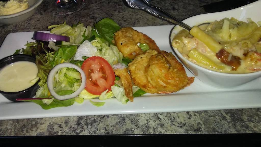 Magnolias Restaurant & Catering | restaurant | 130 N Lafayette St, Macomb, IL 61455, USA | 3098332725 OR +1 309-833-2725