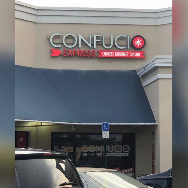 Confucio Express Kendall | restaurant | 14802 N Kendall Dr, Miami, FL 33196, USA | 3053838077 OR +1 305-383-8077