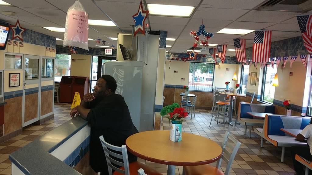 White Castle | restaurant | 5618 W North Ave, Chicago, IL 60639, USA | 7738890194 OR +1 773-889-0194