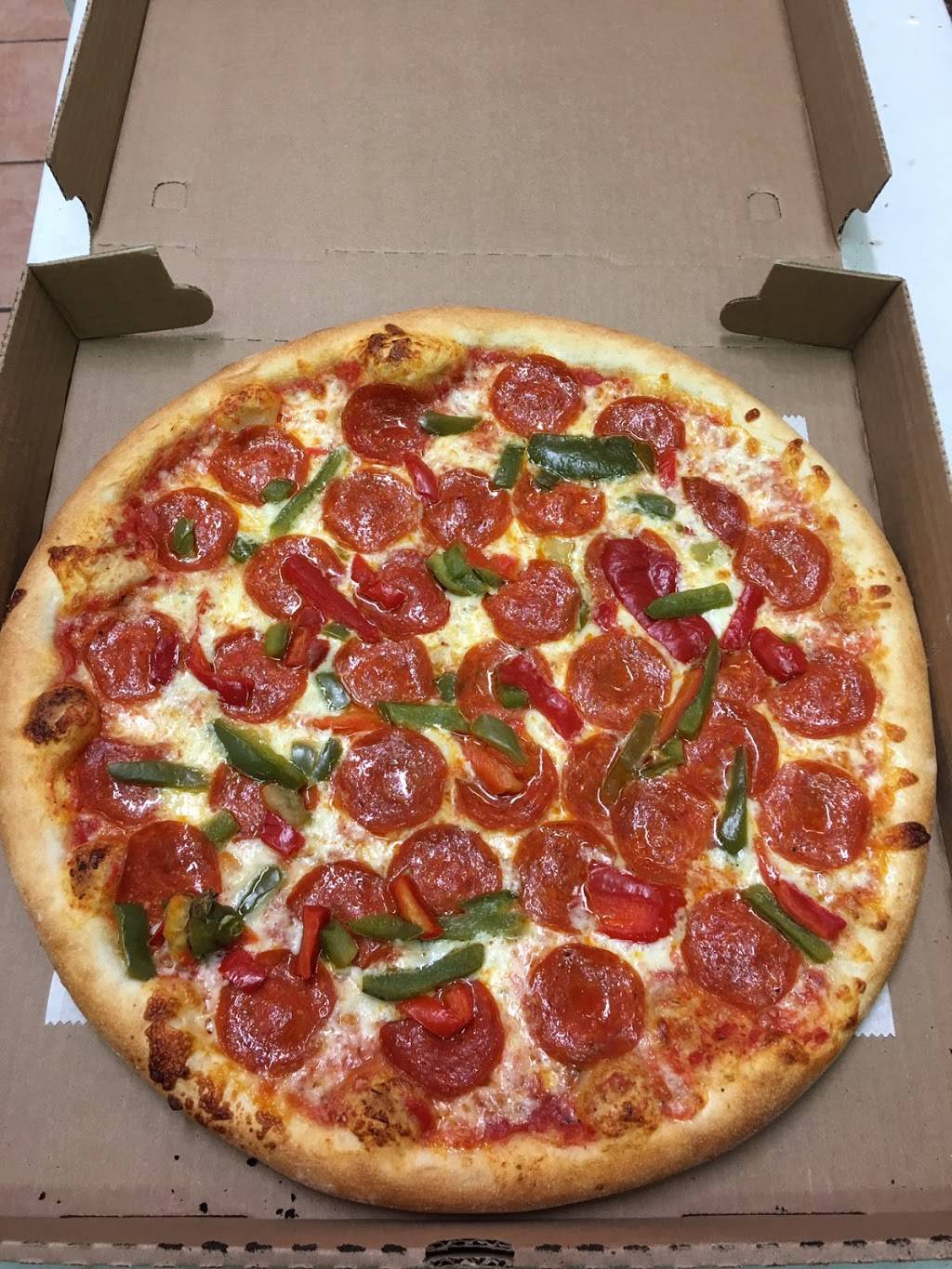 Papas Express Marcellus | meal delivery | 18 W Main St, Marcellus, NY 13108, USA | 3156737347 OR +1 315-673-7347