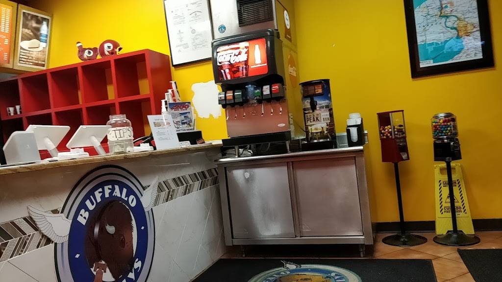 Buffalo Phillys | restaurant | 13748 Smoketown Rd, Woodbridge, VA 22192, USA | 7038782990 OR +1 703-878-2990
