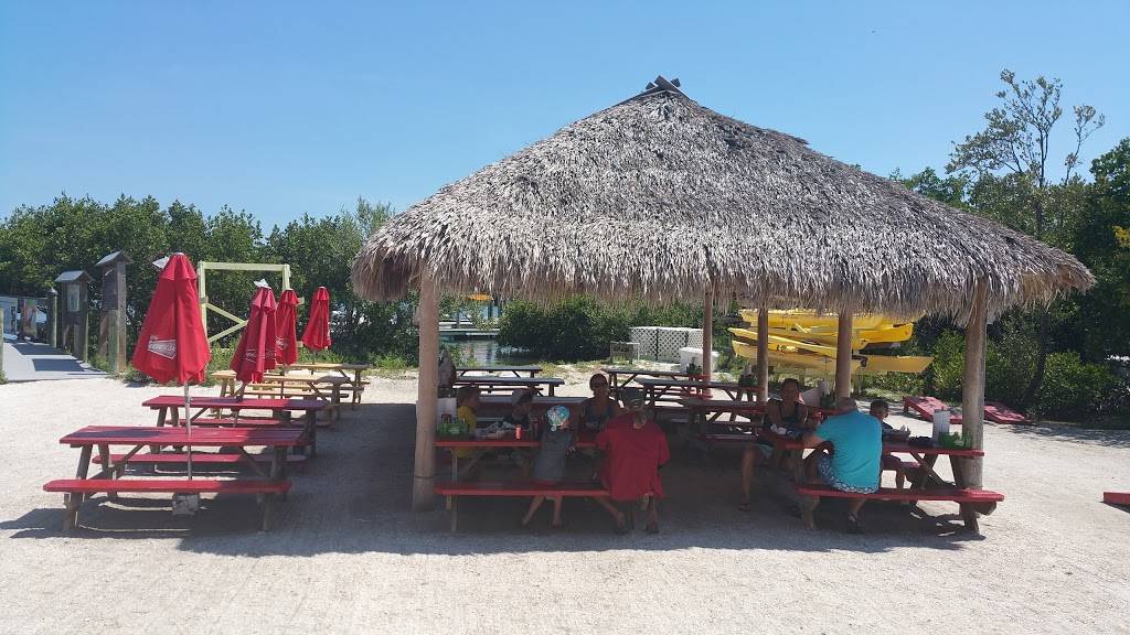 Barnacles | restaurant | 4401 Point House Trail, Captiva, FL 33924, USA | 2394721200 OR +1 239-472-1200