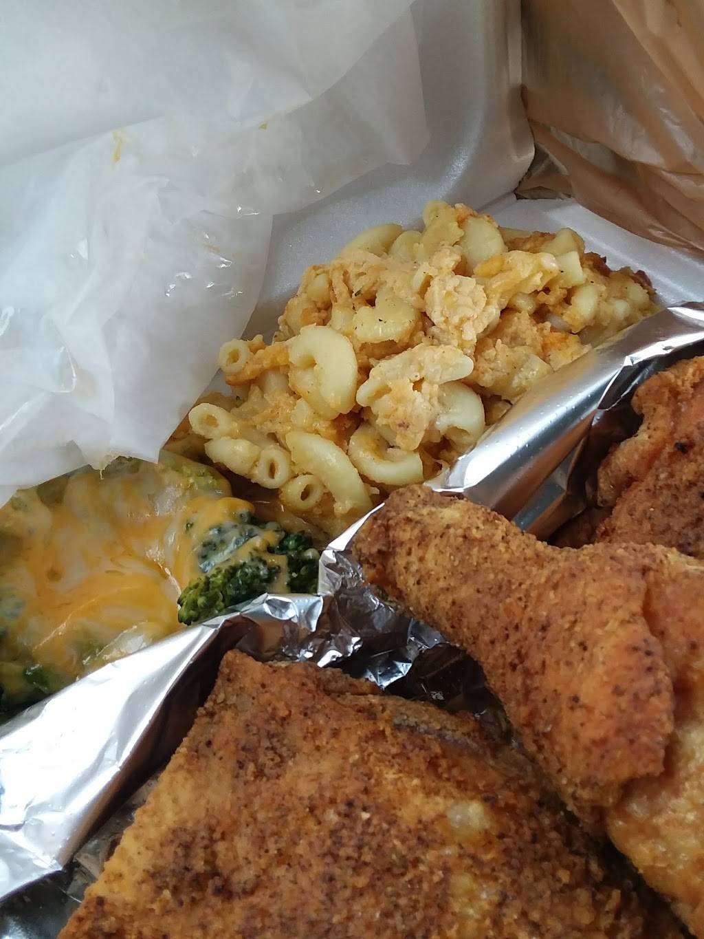 Yusefs Place II Soulfood and More... | restaurant | 18516 Schoolcraft Ave, Detroit, MI 48223, USA | 3132732228 OR +1 313-273-2228