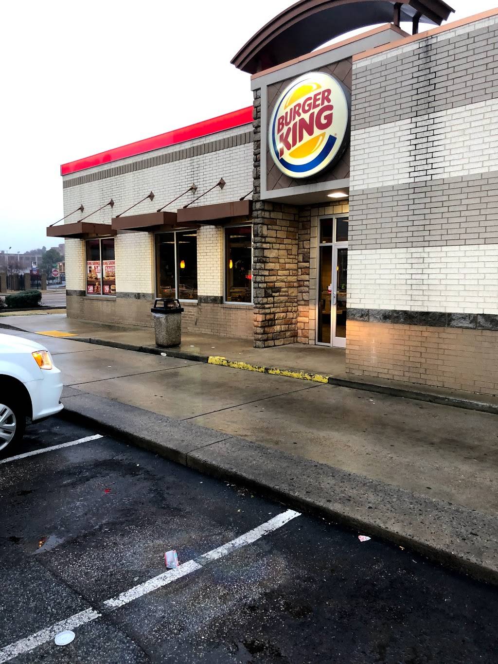 Burger King | restaurant | 1027 Union Ave, Memphis, TN 38104, USA | 9015266596 OR +1 901-526-6596