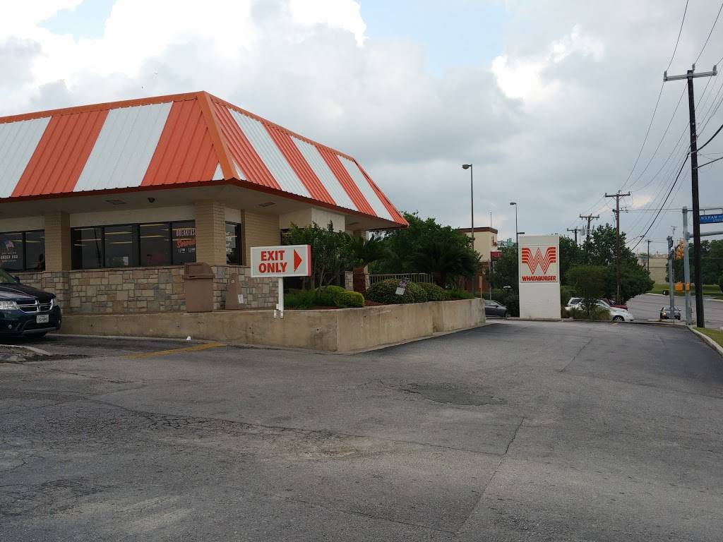 Whataburger | restaurant | 3202 Wurzbach Rd, San Antonio, TX 78238, USA | 2106800848 OR +1 210-680-0848