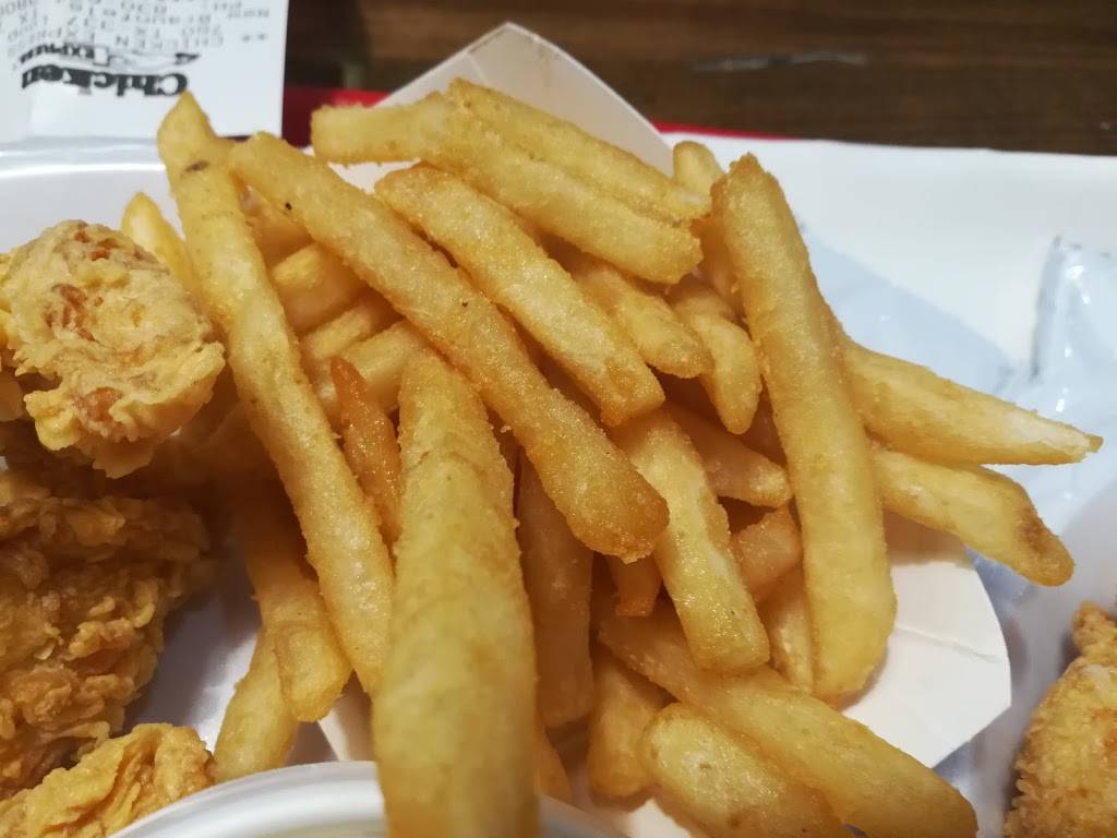 Chicken Express | restaurant | 760 TX-337 Loop, New Braunfels, TX 78130, USA | 8306253800 OR +1 830-625-3800