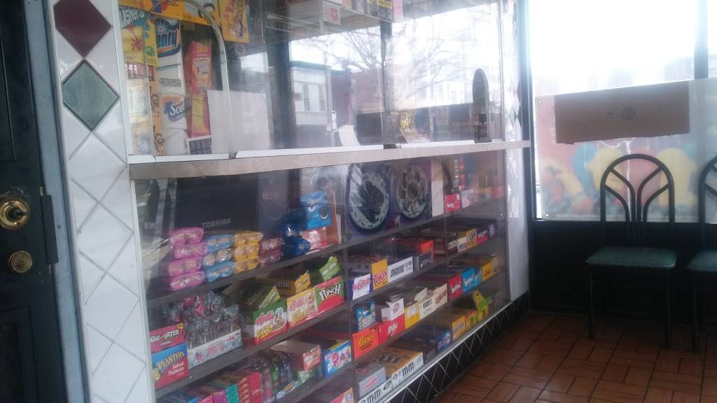 Four Seasons Chinese and American Restaurant | restaurant | 1468 N 60th St, Philadelphia, PA 19151, USA | 2158831577 OR +1 215-883-1577