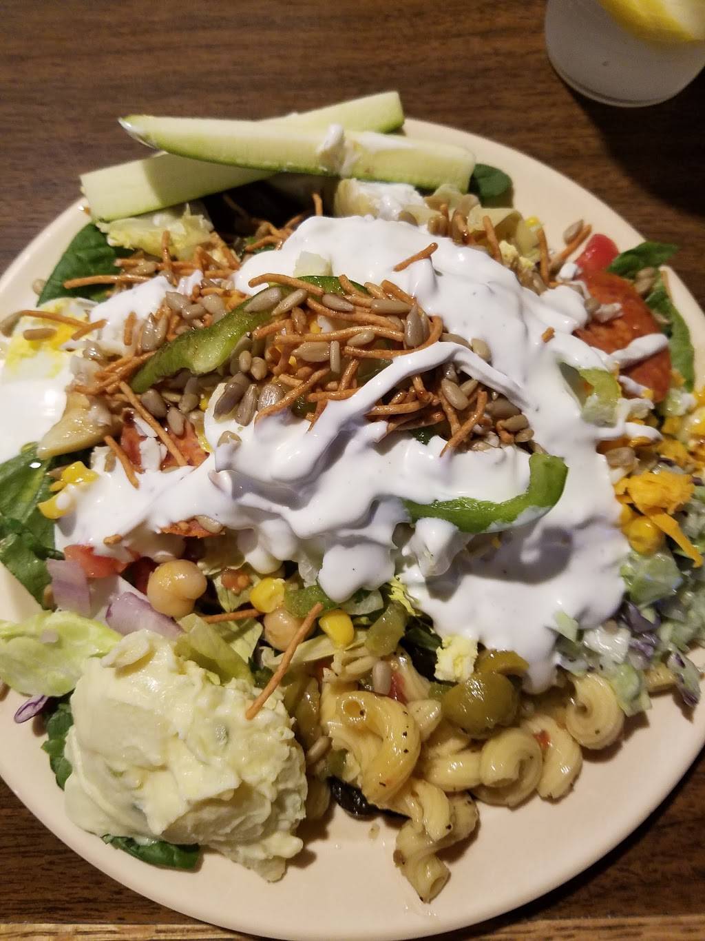 Pizza Chalet & Johnnies Broasted Chicken | restaurant | 34299 Yucaipa Blvd, Yucaipa, CA 92399, USA | 9097975176 OR +1 909-797-5176