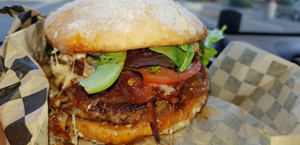 Pine Street Burgers-Pine Creek | restaurant | 736 Taylorville Rd #D, Grass Valley, CA 95949, USA | 5308025311 OR +1 530-802-5311