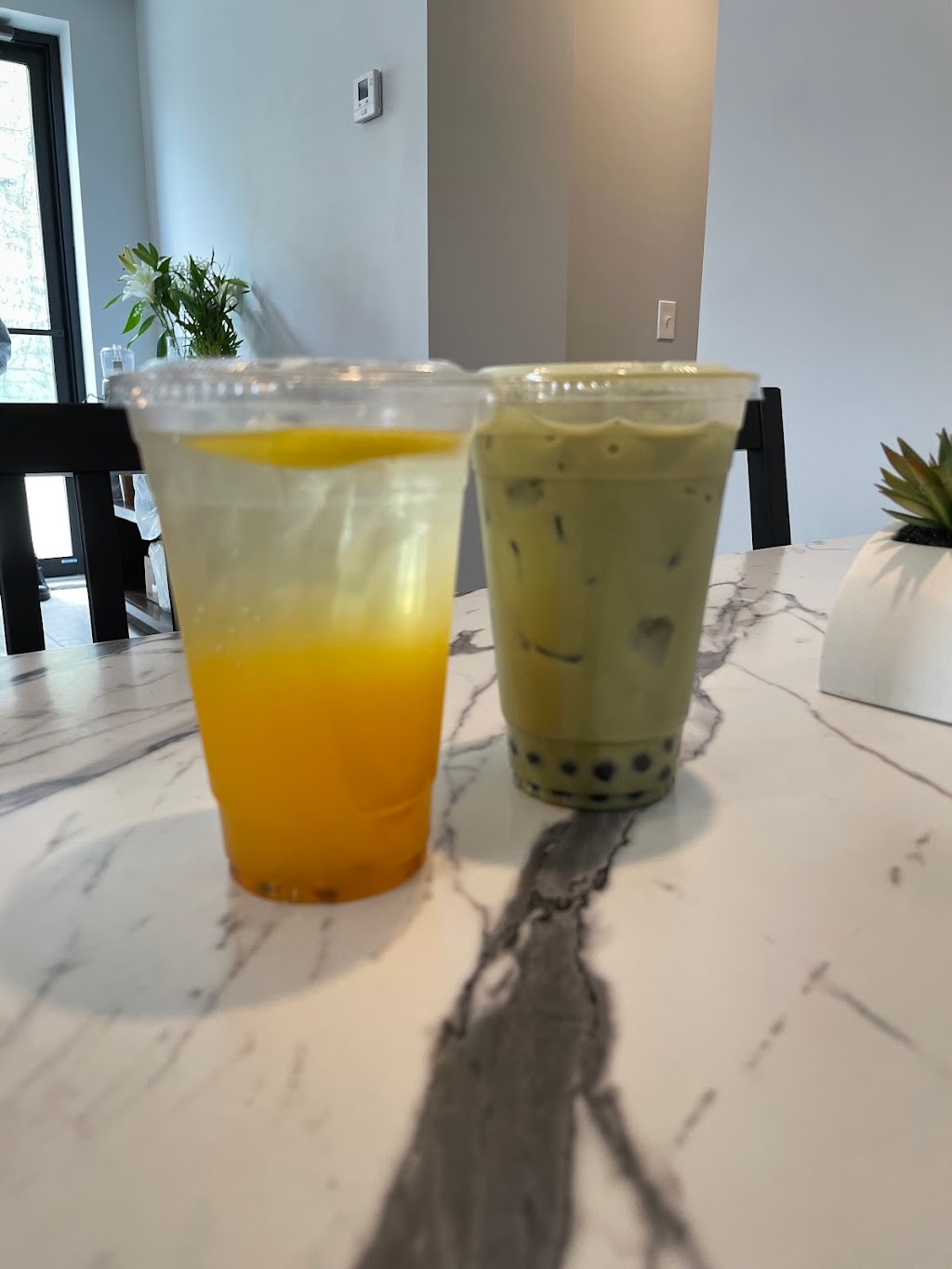 Ice or rice cafe | restaurant | 3713 Payne Ave, Cleveland, OH 44114, USA | 2169997388 OR +1 216-999-7388