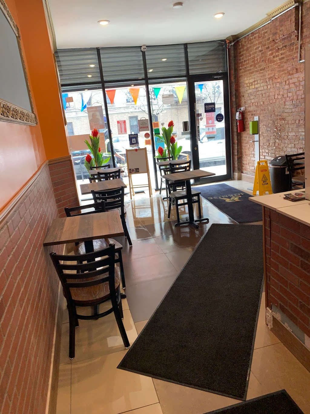 Joenise | restaurant | 294 Rogers Ave, Brooklyn, NY 11225, USA | 7186187048 OR +1 718-618-7048