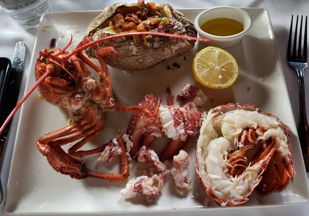 Chart House | restaurant | 60 Long Wharf, Boston, MA 02110, USA | 6172271576 OR +1 617-227-1576