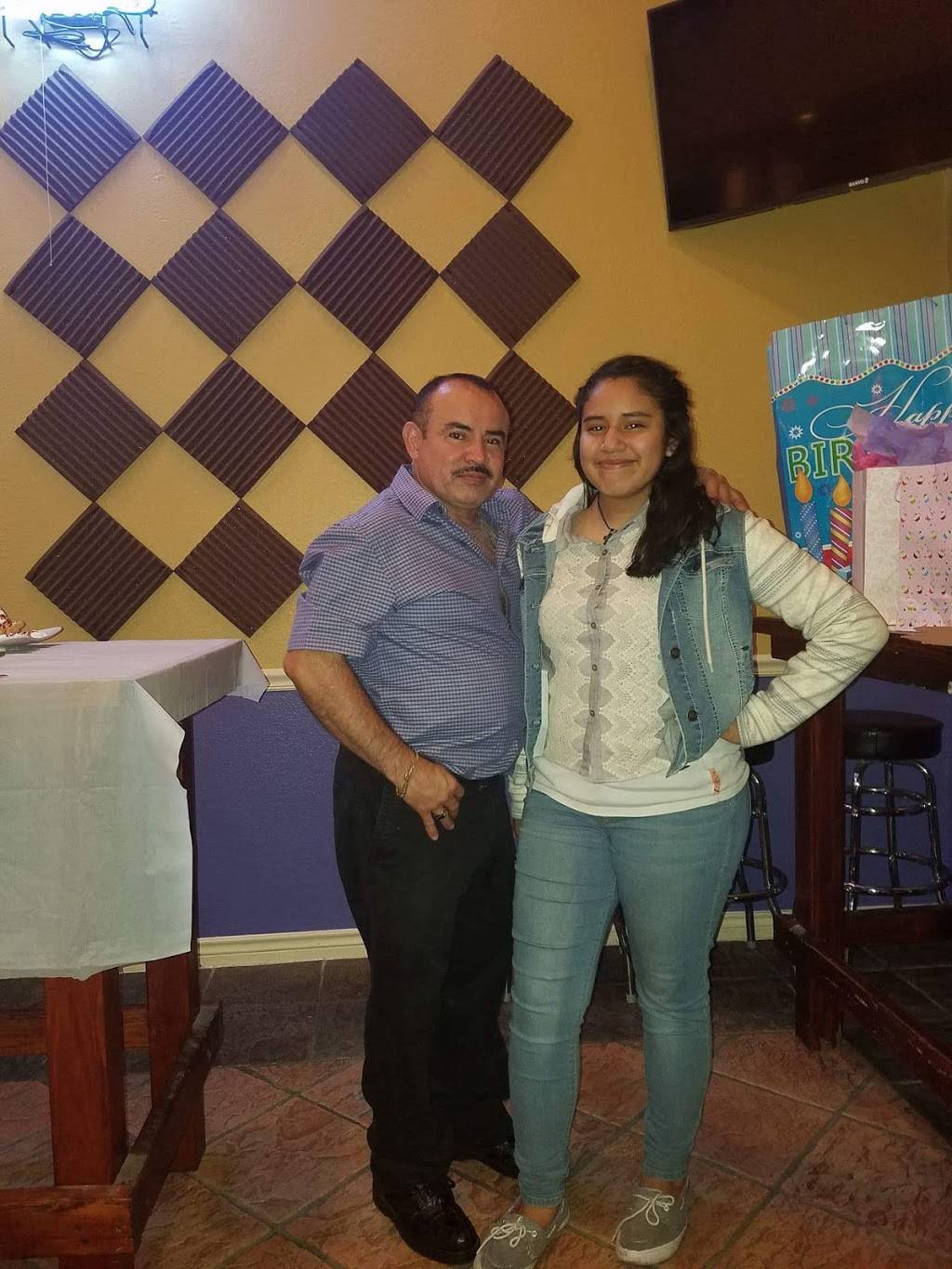 Subway Restaurants | restaurant | 608 W Mt Houston Rd, Houston, TX 77037, USA | 2819315555 OR +1 281-931-5555