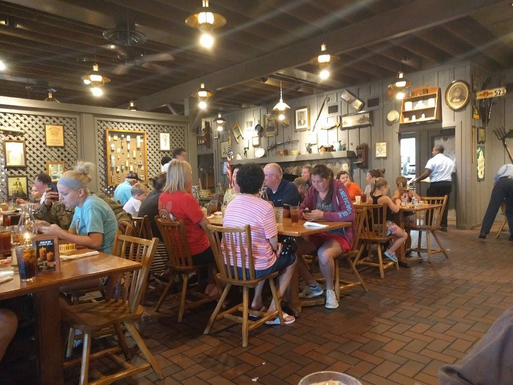 Cracker Barrel Old Country Store | restaurant | 708 US-319, Tifton, GA 31794, USA | 2293864412 OR +1 229-386-4412