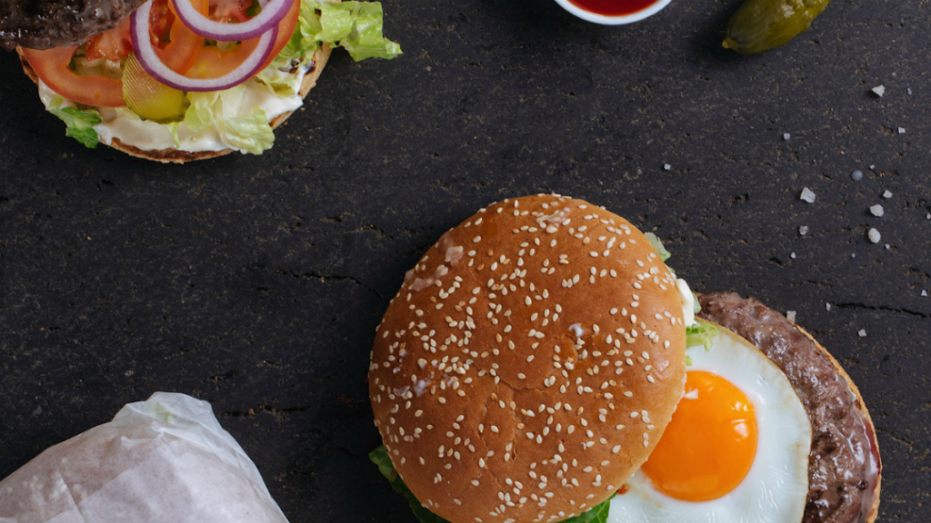 Wings & More | restaurant | 2513 Summit St, Columbus, OH 43202, USA | 6142689464 OR +1 614-268-9464