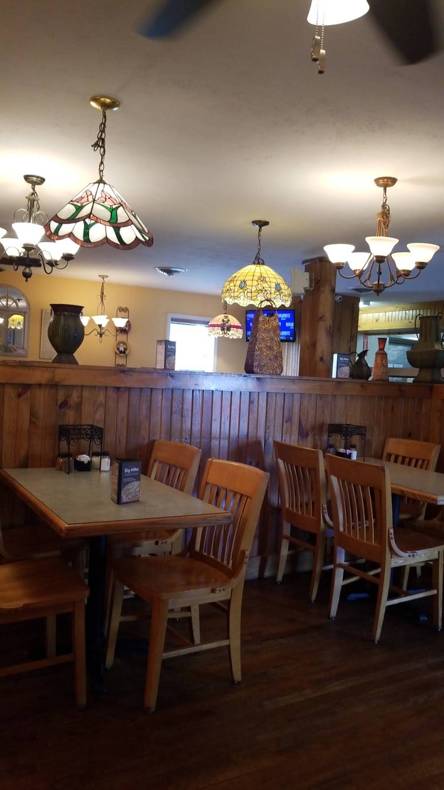 Hometown Pizza - Bedford | restaurant | 18 Alexander Ave, Bedford, KY 40006, USA | 5022559933 OR +1 502-255-9933