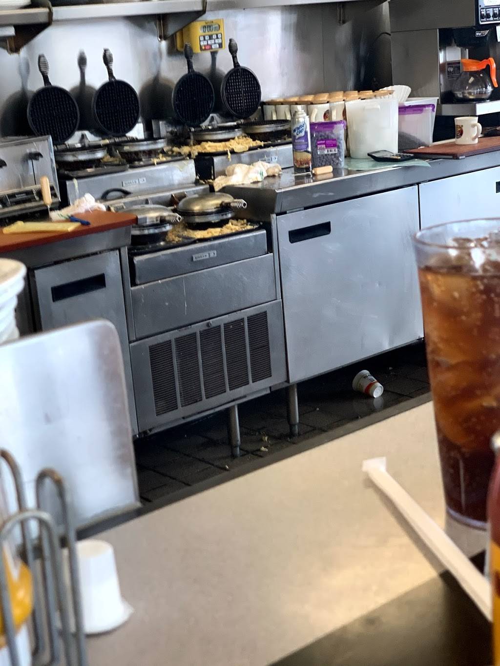 Waffle House | meal takeaway | 351 Airport Rd S, Pearl, MS 39208, USA | 6019366531 OR +1 601-936-6531